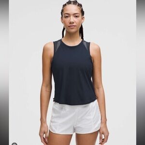 Sculpt Cropped Tank Clinch